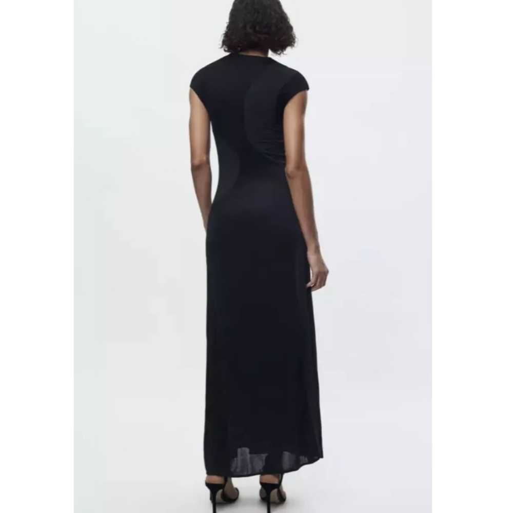 🆕️ Zara Fitted Knit Dress - Picture 2 of 5